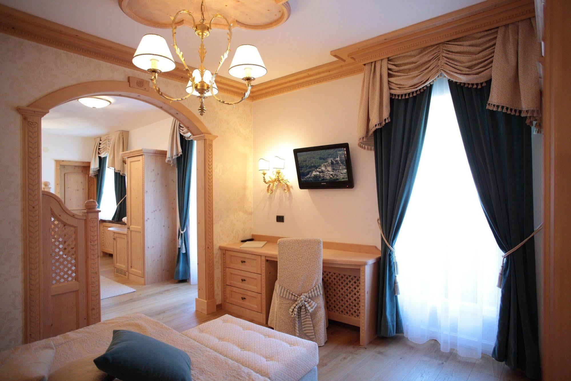 Hotel Colbricon Beauty & Relax San Martino Di Castrozza Extérieur photo